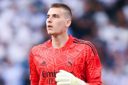 андрей лунин