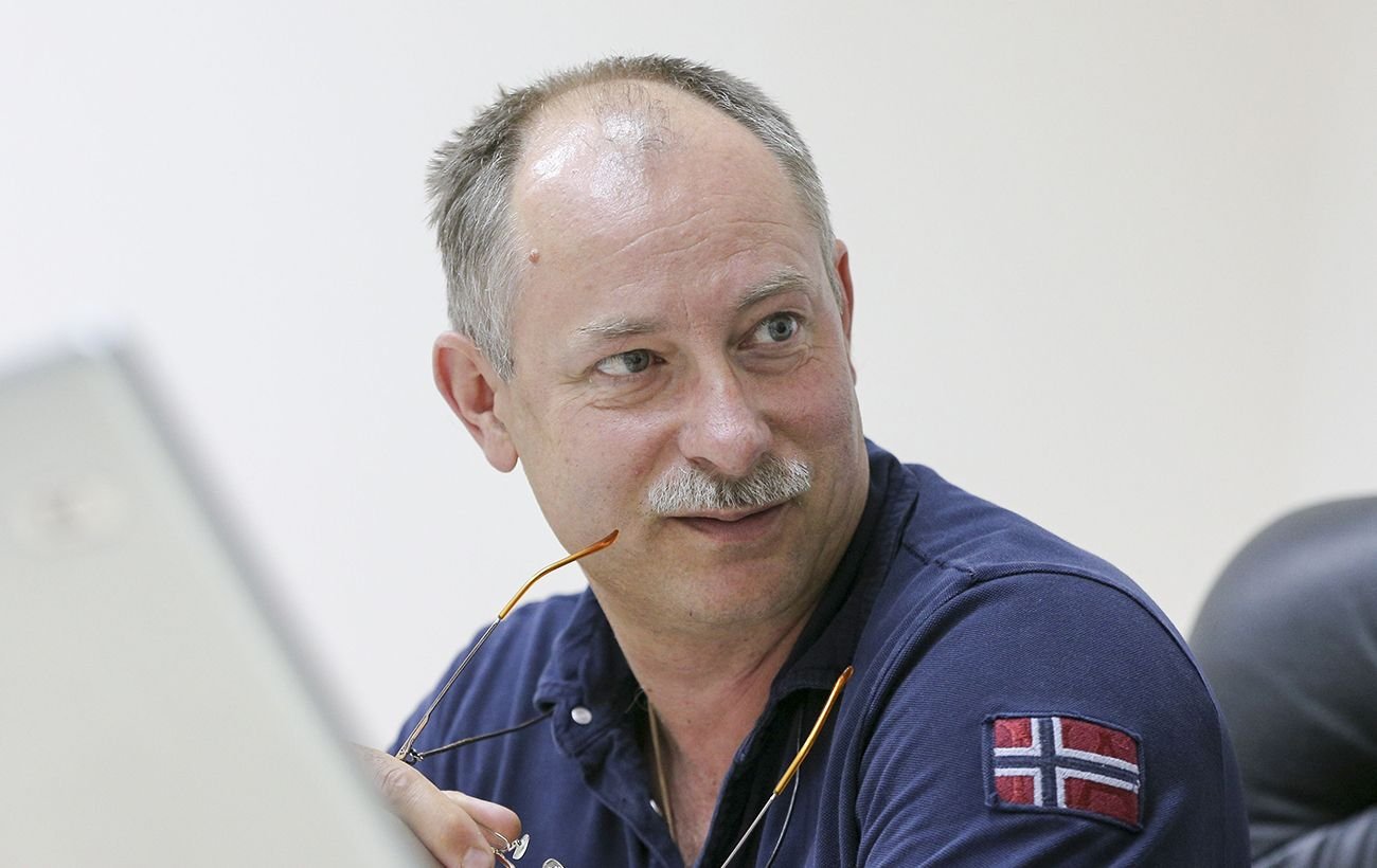 жданов олег